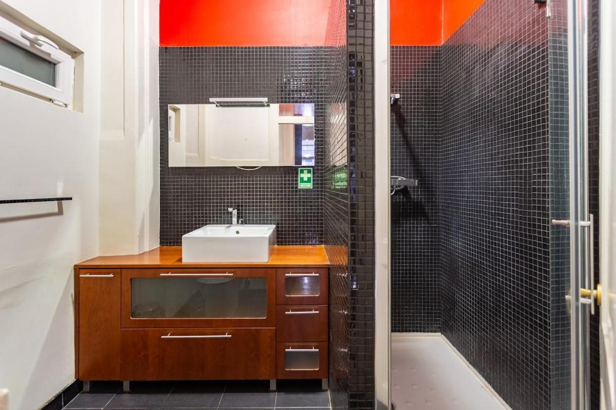 Bright 2 Bedroom Apt 100M From Av. Liberdade Lisboa 外观 照片